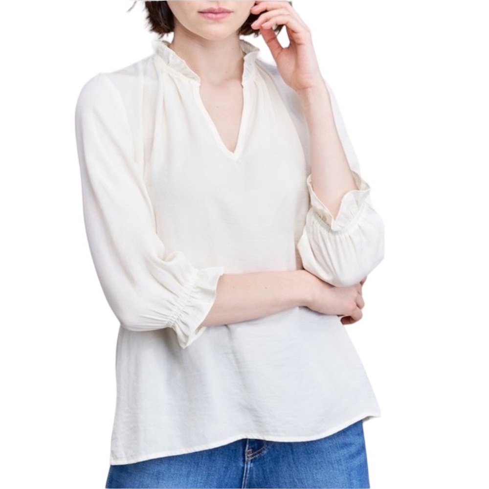Split Neck Ruffled Blouse, Winter White NWT Women’s Size Small